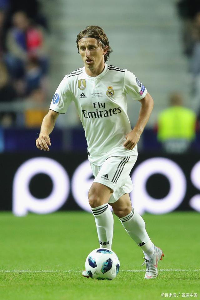 全场隐身！32岁孙兴慜老了：8项数据挂零+提前被换 热刺球迷怒骂