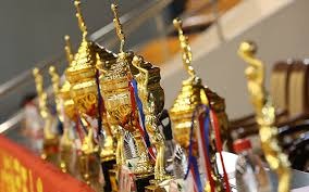 篮网突发小波特轮休引发交易猜测，雄鹿锁定潜在买家之列，另外三队积极参与